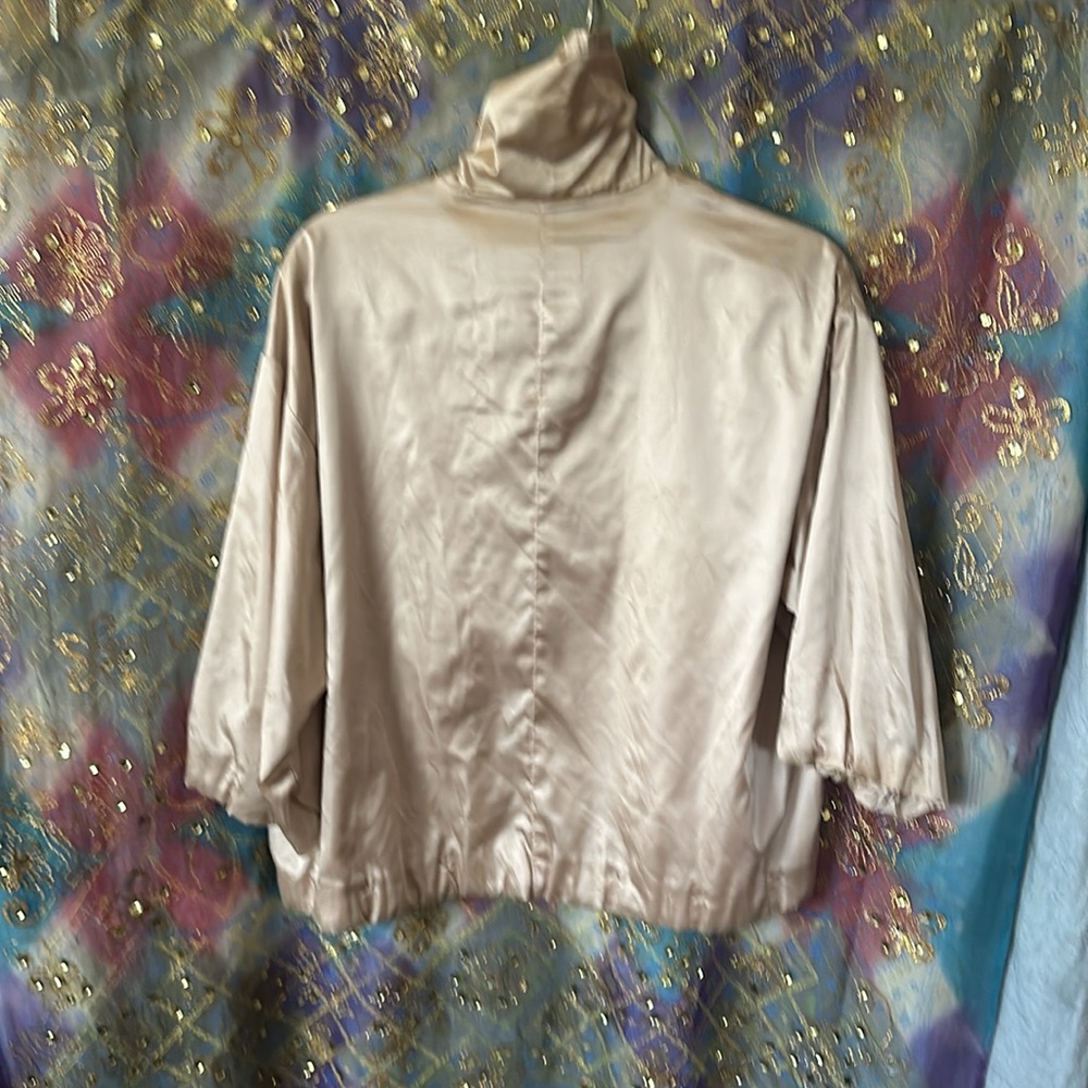 PRADA - Picture 5 of 6